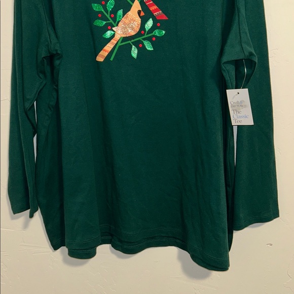 Croft & Barrow 4x Cardinal Round Neck Classic Christmas themed Long Sleeve Tee - Picture 5 of 12